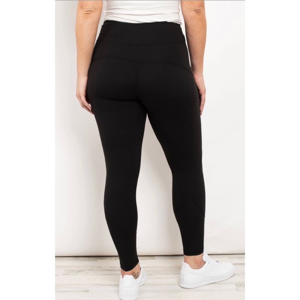 Black Plus Size Leggings - Picture 3 of 3